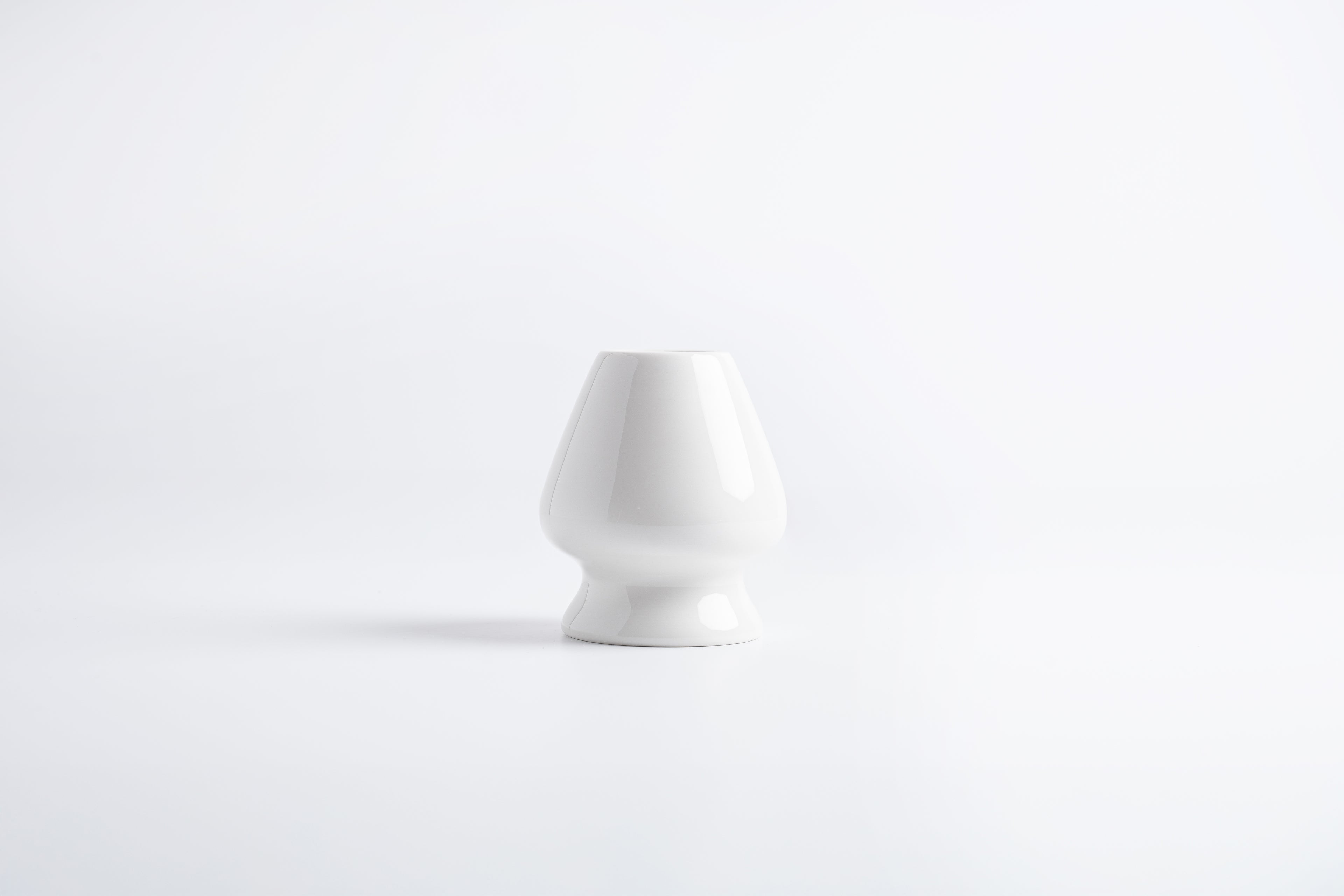 Matcha Whisk Stand (Naoshi) in Mylk